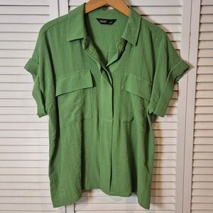 Simply Vera Vera Wang Top L Green Gauze Short Sleeve Button Front Utility Blouse